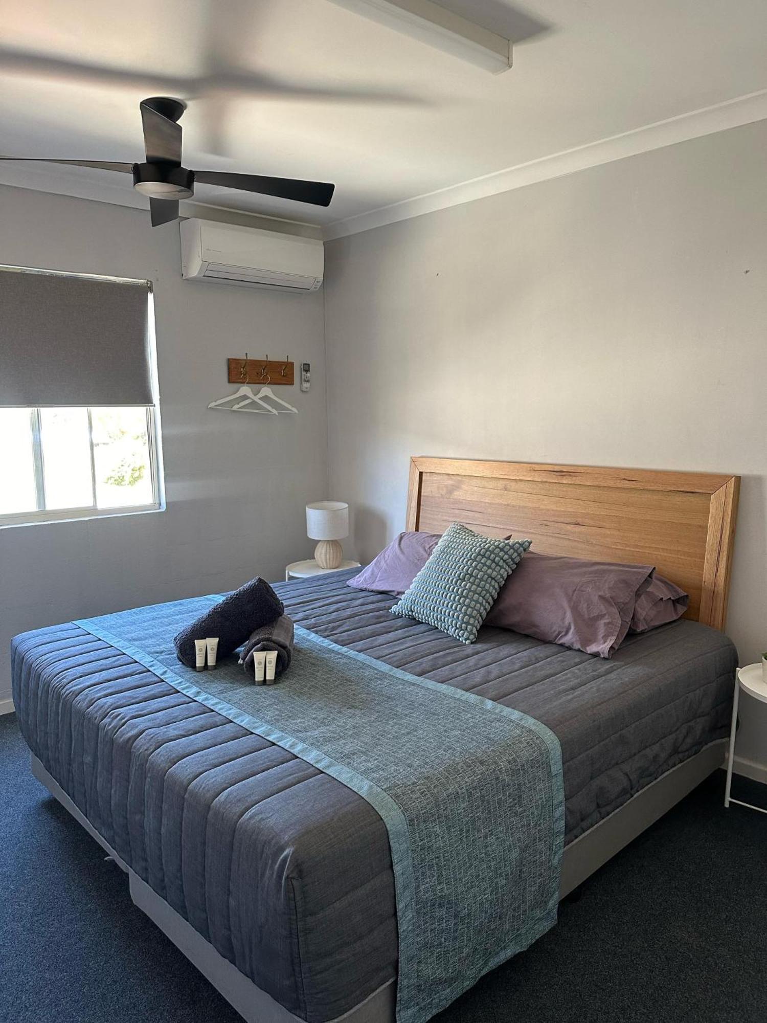 Kalbarri Inn ภายนอก รูปภาพ